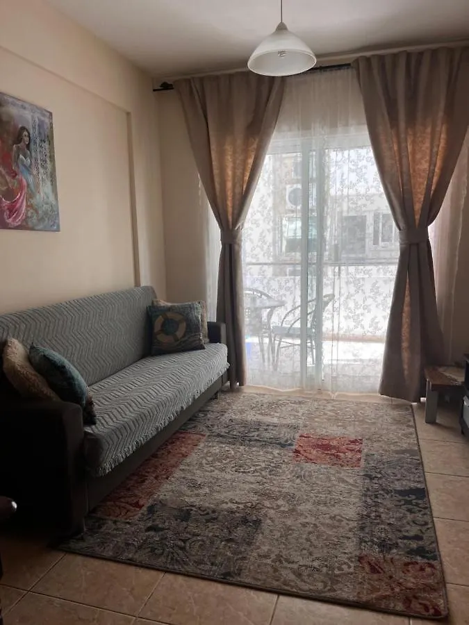 Makenzy Apartment Larnaca