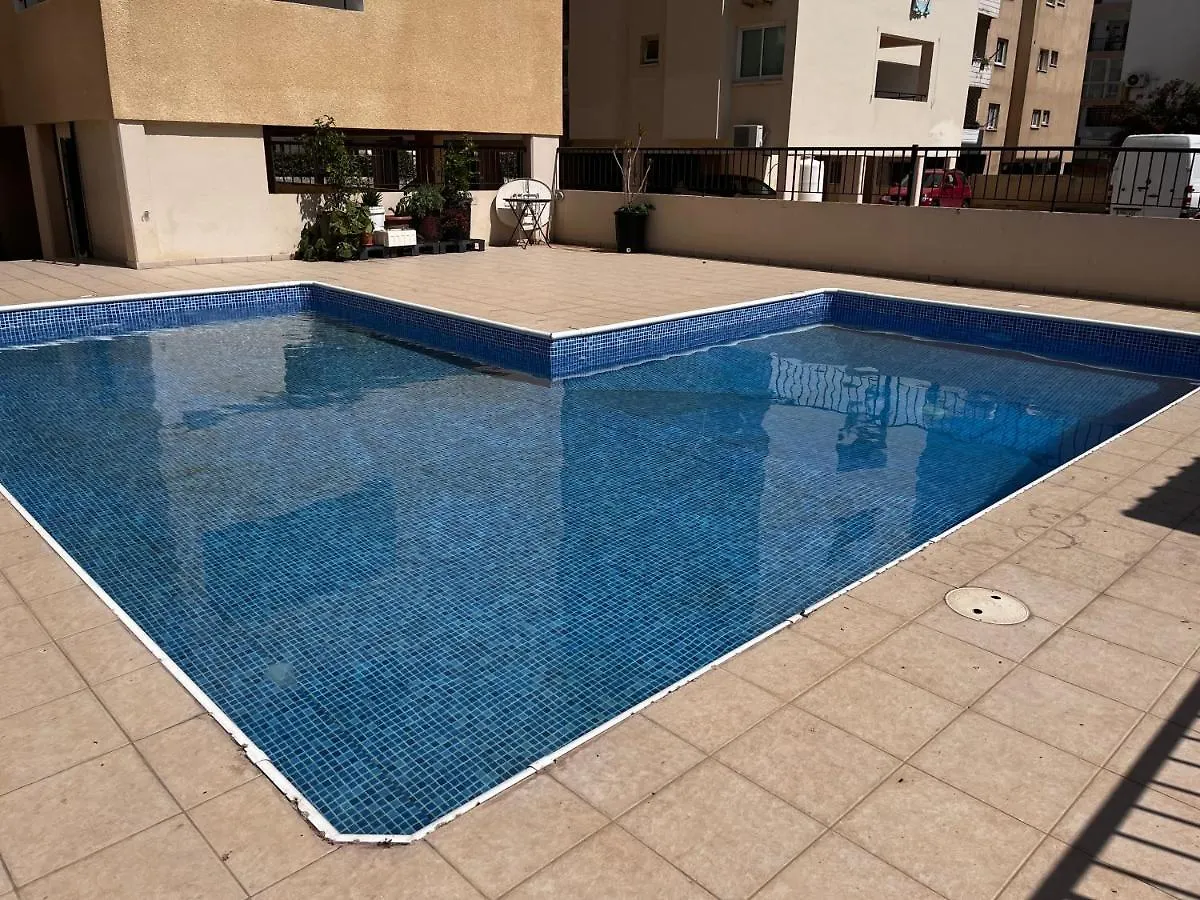 Makenzy Apartment Larnaca